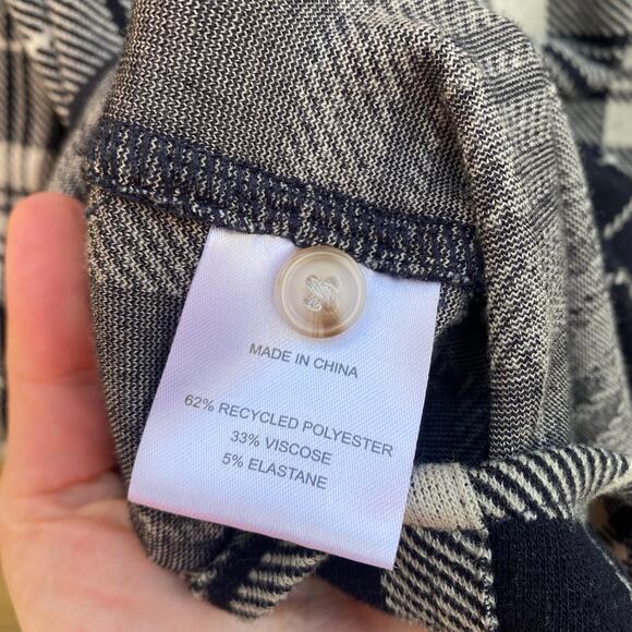 Quince black and white plaid soft button up shirt - Picture 5 of 7